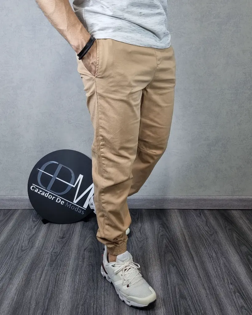 J6493-1.webp