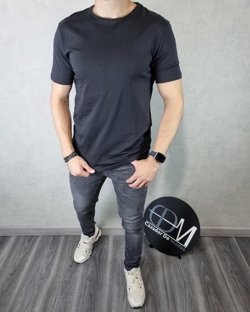 Franela unicolor regular fit estivaneli 50576